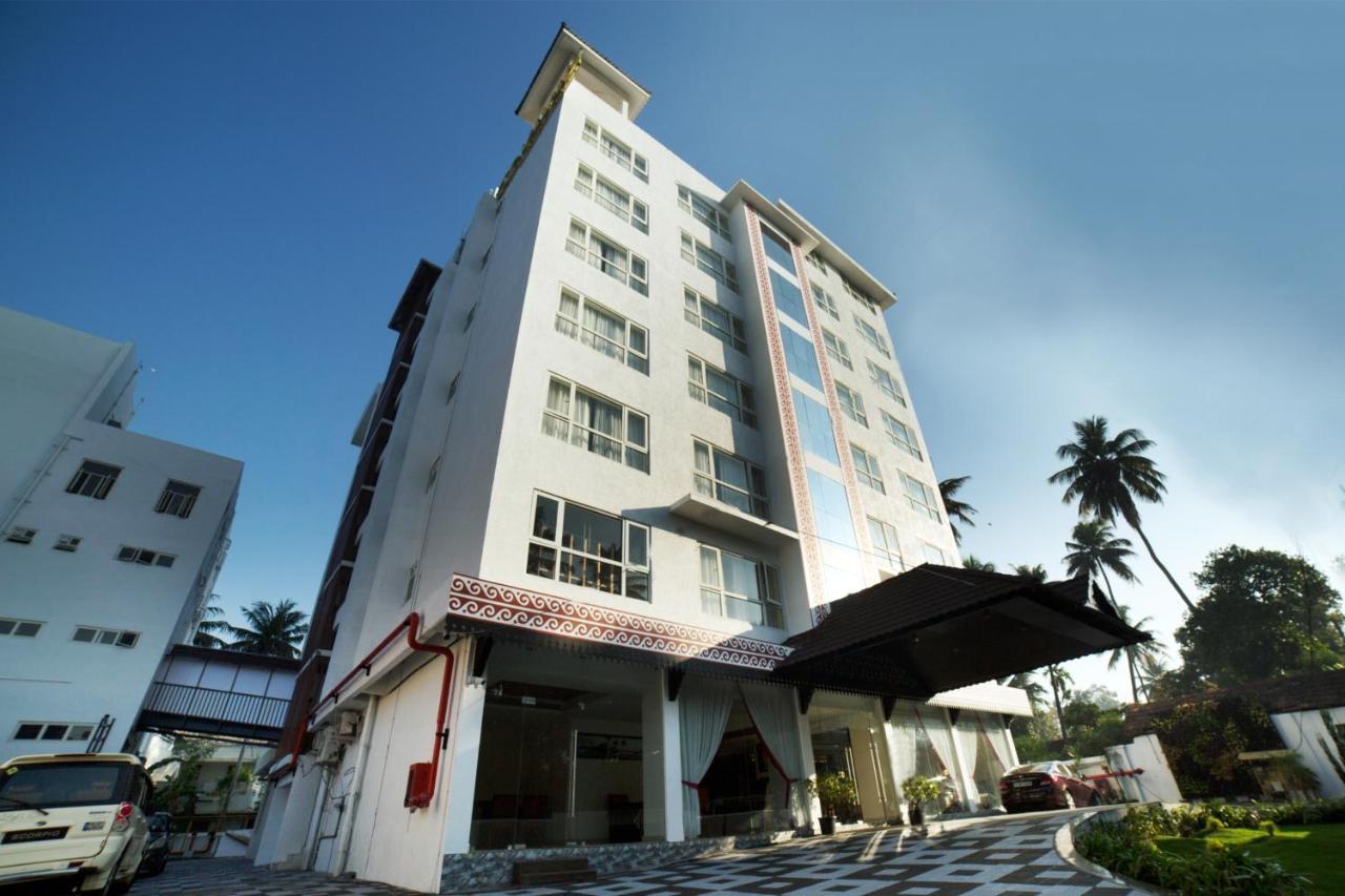 Vivin Luxury Suites Thiruvananthapuram Exterior foto