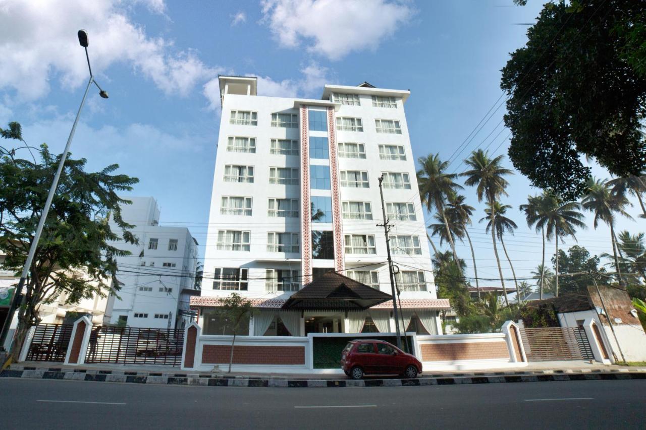 Vivin Luxury Suites Thiruvananthapuram Exterior foto