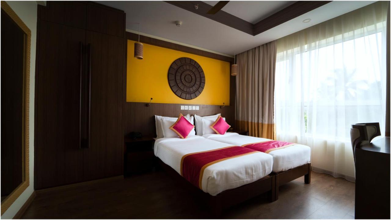 Vivin Luxury Suites Thiruvananthapuram Exterior foto