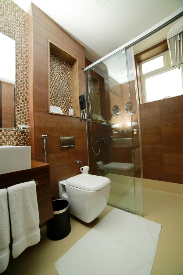 Vivin Luxury Suites Thiruvananthapuram Exterior foto